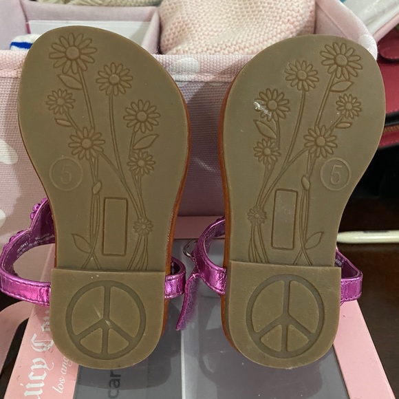 Bundle of 5 pair of baby shoes size 5 - Picture 4 of 14